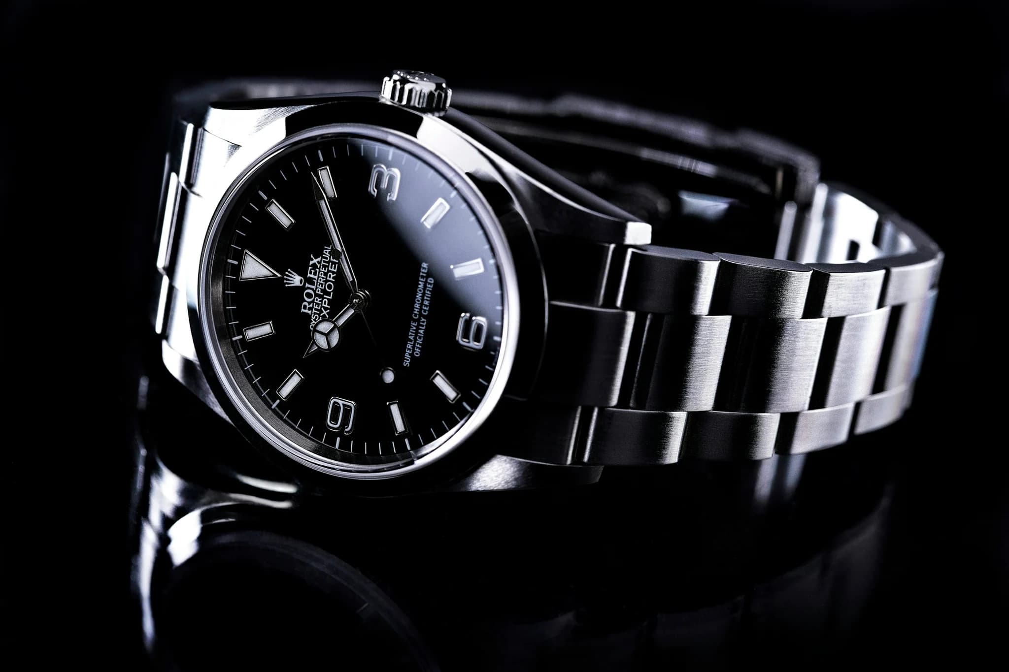 Consign your timepiece with BEZEL